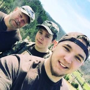 Meet your Posher, Ugie